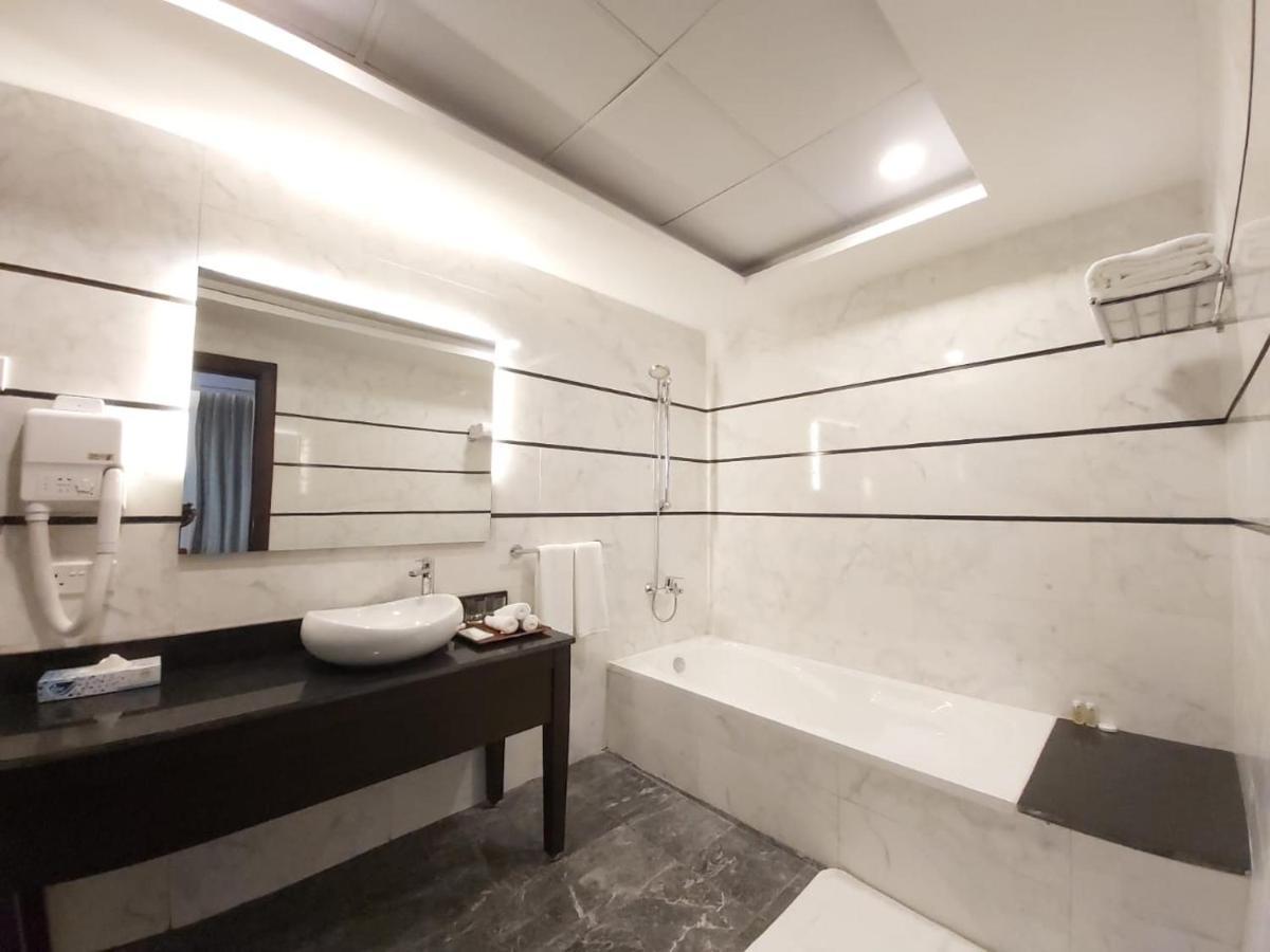 Basrah International Airport Hotel Ngoại thất bức ảnh